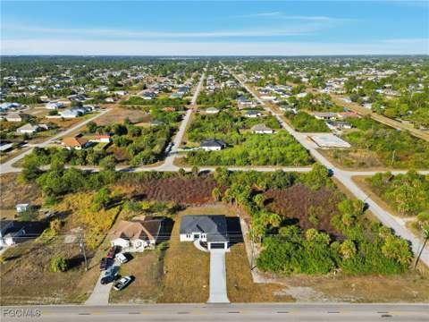 3204 Sunshine Blvd S, Lehigh Acres FL - photo 7 of 42