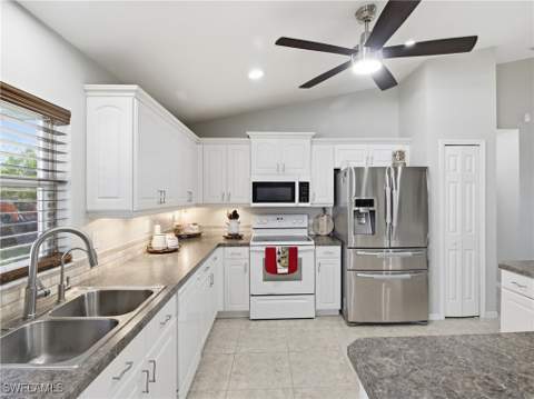 2833 NW 4th Ave, Cape Coral FL - photo 10 of 42