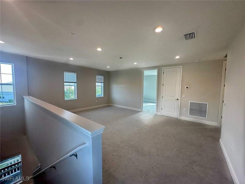4 bedroom SingleFamilyResidence at 4605 Centaurus Cir, Skysail, Naples — photo 3