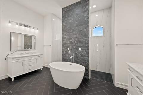 1707 NW 34th Ave, Cape Coral FL - photo 14 of 37