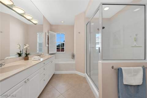 26914 Montego Pointe Ct 201, Bonita Springs FL - photo 11 of 24