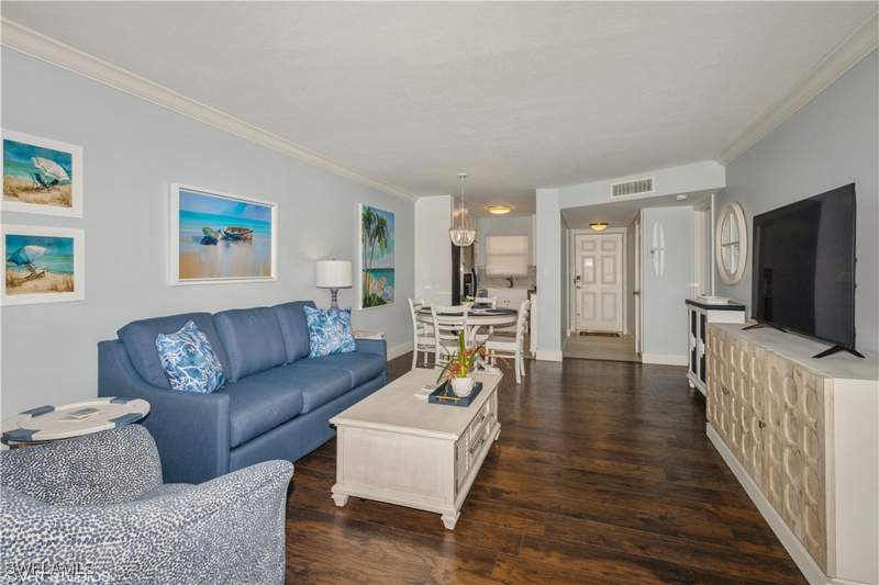 2 bedroom Condominium at 190 Turtle Lake Ct 311, Turtle Lake Golf Colony, Naples — photo 2
