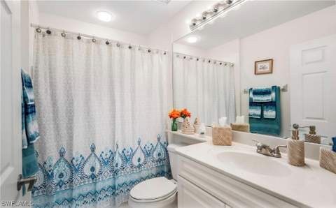 25085 Peacock Ln 102, Naples FL - photo 16 of 22
