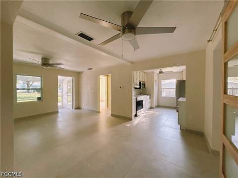 48 W North Shore Ave, North Fort Myers FL - photo 11 of 44