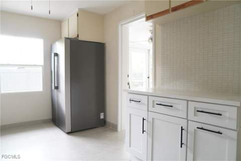 48 W North Shore Ave, North Fort Myers FL - photo 13 of 44