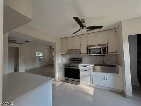 48 W North Shore Ave, North Fort Myers FL - photo 16 of 44