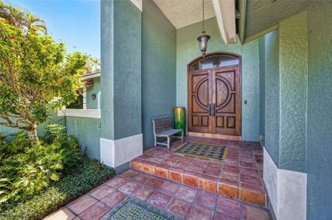 130 Montrose Dr, Fort Myers FL - photo 6 of 46
