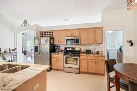 2322 SW 17th St, Cape Coral FL - photo 14 of 46