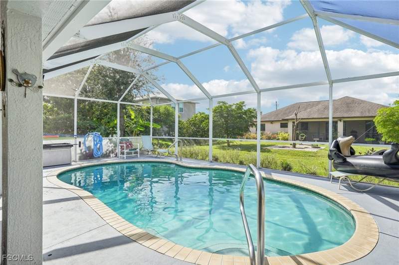 3 bedroom SingleFamilyResidence at 2322 SW 17th St, Cape Coral, Cape Coral — photo 3