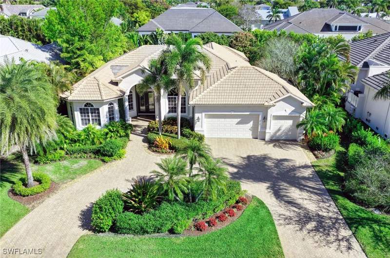 4 bedroom SingleFamilyResidence at 3002 Crayton Rd, Moorings, Naples — photo 3