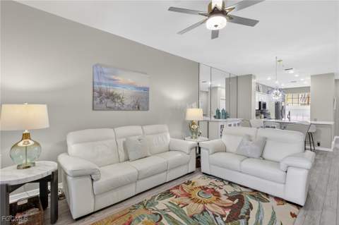 8231 Parkstone Pl 105, Naples FL - photo 11 of 43