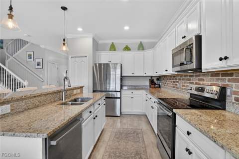 12960 Broomfield Ln, Fort Myers FL - photo 17 of 50