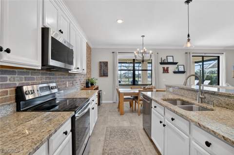 12960 Broomfield Ln, Fort Myers FL - photo 18 of 50