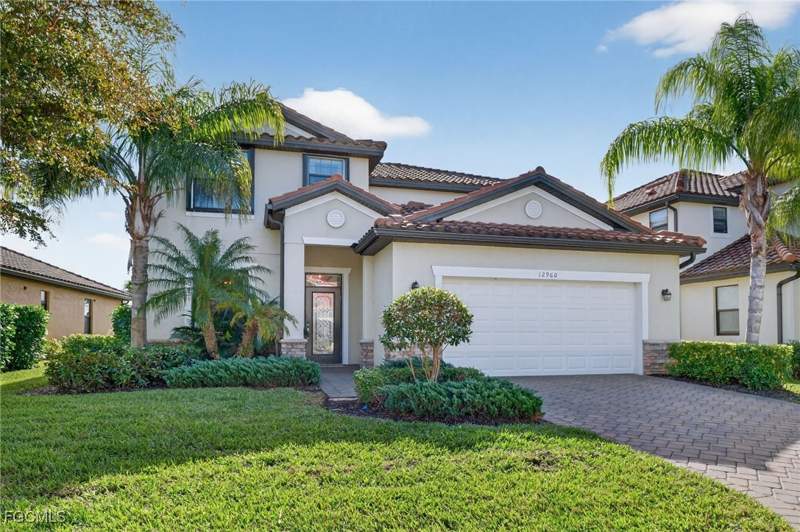 4 bedroom SingleFamilyResidence at 12960 Broomfield LN, HAMPTON PARK, Fort Myers — photo 3