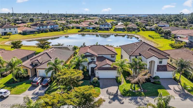 4 bedroom SingleFamilyResidence at 12960 Broomfield LN, HAMPTON PARK, Fort Myers — photo 4