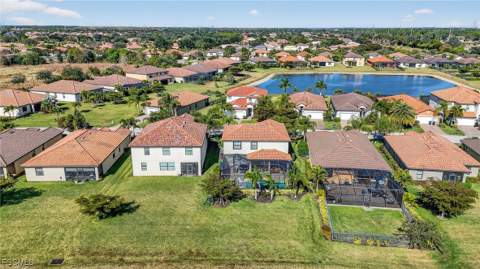 12960 Broomfield Ln, Fort Myers FL - photo 7 of 50