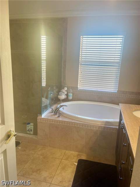 2020 NE 34th Ln, Cape Coral FL - photo 19 of 25