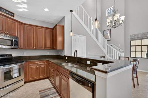 11220 Paseo Grande Blvd 5207, Fort Myers FL - photo 10 of 36