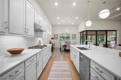 9774 Everglades Dr, Naples FL - photo 8 of 50