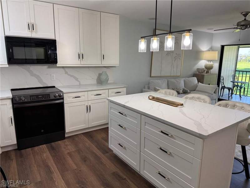 1 bedroom Condominium at 746 Eagle Creek Dr 203, Eagle Creek, Naples — photo 4