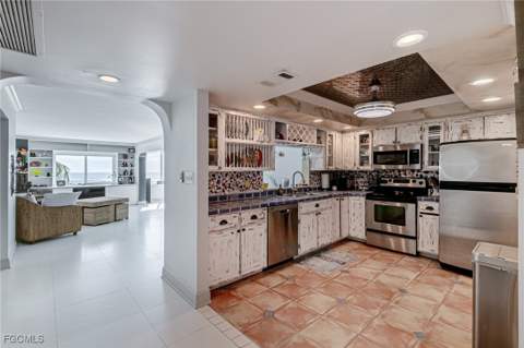6672 Estero Blvd A511, Fort Myers Beach FL - photo 13 of 37