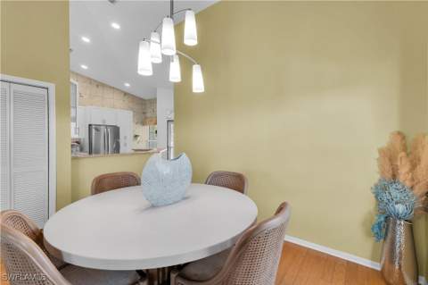 162 Newport Dr 1207, Naples FL - photo 11 of 48