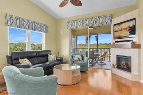 162 Newport Dr 1207, Naples FL - photo 13 of 48
