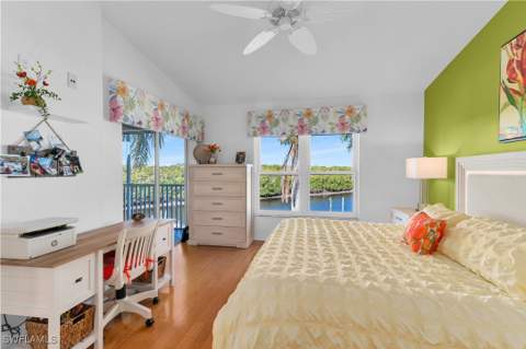 162 Newport Dr 1207, Naples FL - photo 20 of 48