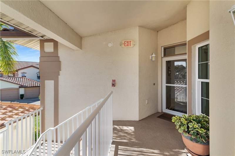 3 bedroom Condominium at 162 Newport Dr 1207, Sunset Cay Villas, Naples — photo 4