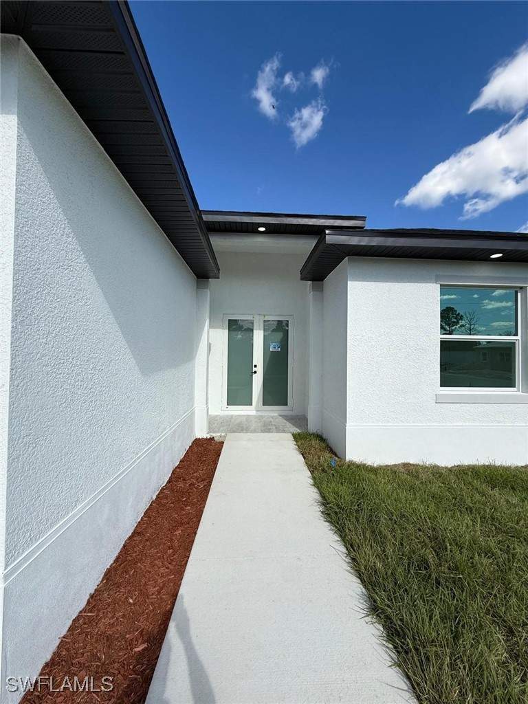 3 bedroom SingleFamilyResidence at 1121 Florence St E, Southeast Lehigh, Lehigh Acres — photo 4