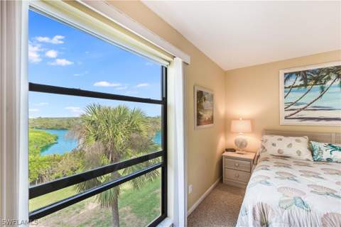21420 Bay Village Dr 216, Fort Myers Beach FL - photo 17 of 32