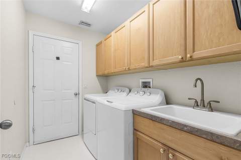 1503 NW 29th Pl, Cape Coral FL - photo 16 of 41