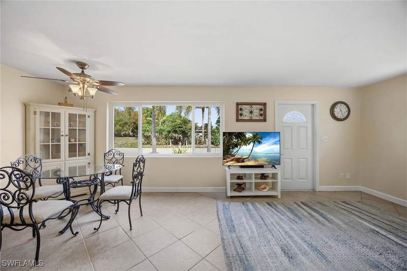 4 bedroom SingleFamilyResidence at 10690 Crockett St, Bonita Farms, Bonita Springs — photo 4