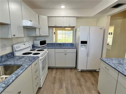 1356 Myerlee Country Club Blvd 2, Fort Myers FL - photo 10 of 47