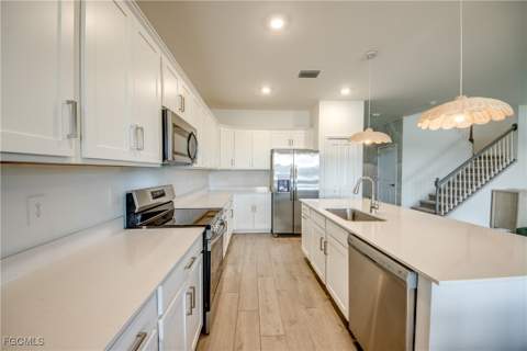 14175 Winding Cedar Way, Fort Myers FL - photo 12 of 50