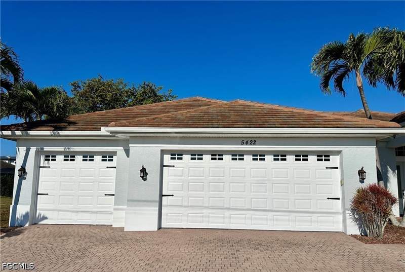 3 bedroom SingleFamilyResidence at 5422 SW 20th Ave, Cape Coral, Cape Coral — photo 2