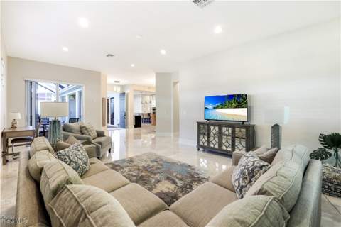 5652 Kensington Loop, Fort Myers FL - photo 12 of 50