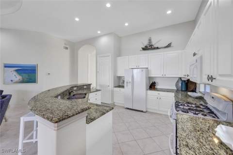 9008 Cherry Oaks Trl, Naples FL - photo 11 of 28