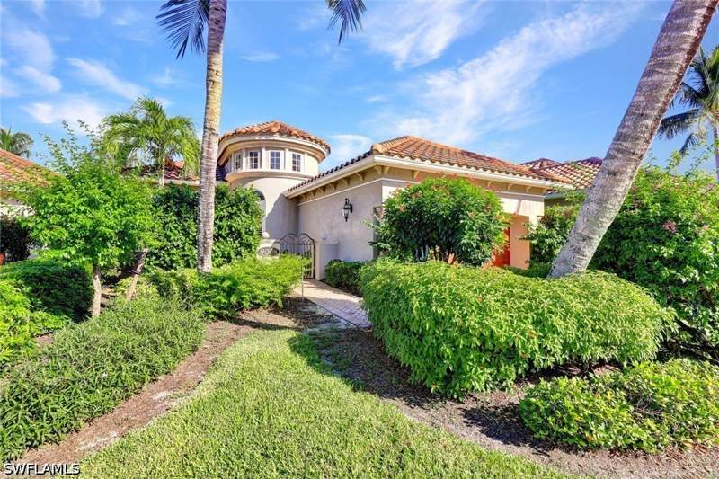 3 bedroom SingleFamilyResidence at 9008 Cherry Oaks Trl, Cranberry Crossing, Naples — photo 2