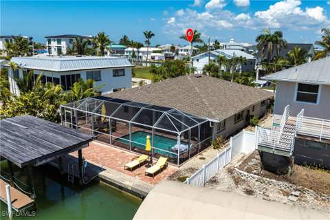 164 Trinidad St, Naples FL - photo 7 of 45