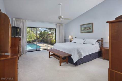 208 Silverado Dr, Naples FL - photo 12 of 34