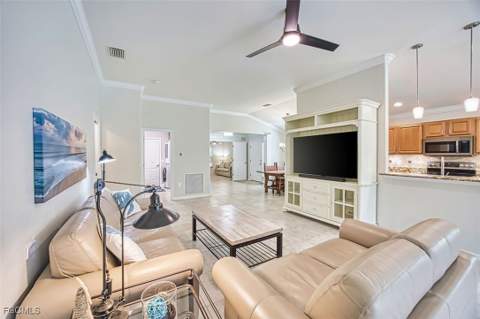 9543 Hemingway Ln, Fort Myers FL - photo 18 of 50