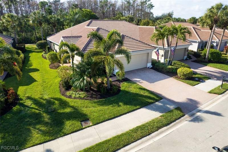 2 bedroom Attached at 9543 Hemingway Ln, Cypress Preserve, Fort Myers — photo 5
