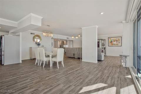 4031 Gulf Shore Blvd N 6B, Naples FL - photo 13 of 37