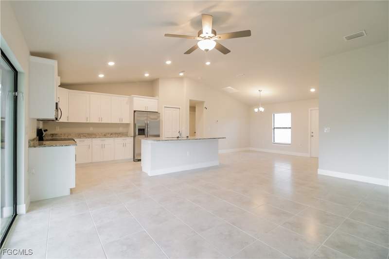 4 bedroom SingleFamilyResidence at 1005 Angelo Ave, Lehigh Acres, Lehigh Acres — photo 3