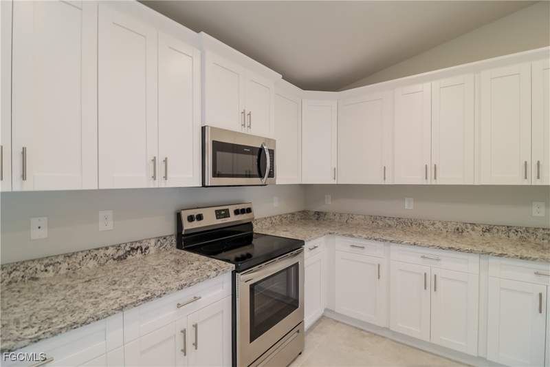 4 bedroom SingleFamilyResidence at 1005 Angelo Ave, Lehigh Acres, Lehigh Acres — photo 4
