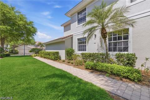 13081 Pebblebrook Point Cir 102, Fort Myers FL - photo 6 of 50
