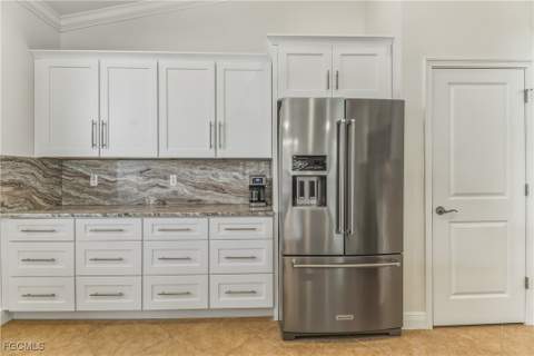 8622 Sumner Ave, Fort Myers FL - photo 10 of 49