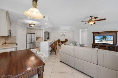 1285 Rialto Way 102, Naples FL - photo 16 of 49