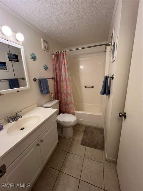 202 Broadway Ave E 418, Everglades City FL - photo 14 of 35